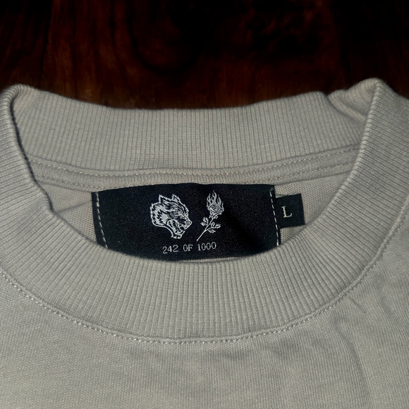 Darc Sport Floral Wolf Graphic Men's Shirt - Picture 4 of 8